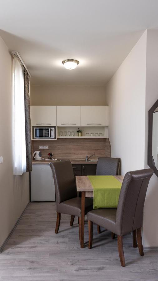 Fonix Apartman Lenti Eksteriør billede