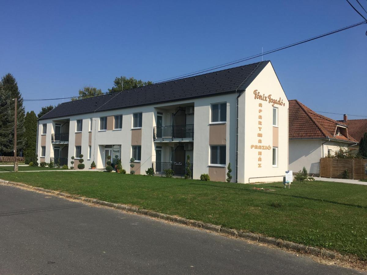 Fonix Apartman Lenti Eksteriør billede